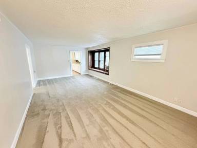 Main picture of 2837 N 42nd St