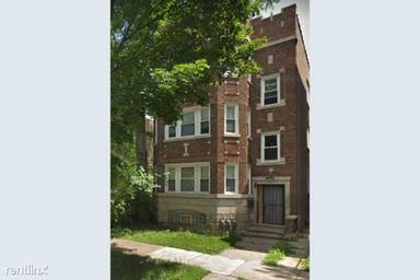 Main picture of 7649 S Essex Ave