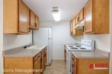 Main picture of 507 W 10th St