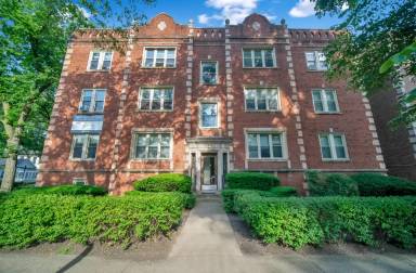 Main picture of 1024 Noyes St