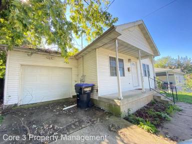 Main picture of 1624 Iowa St