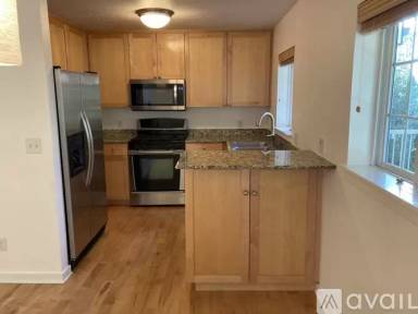 Main picture of 226 W Village Ln
