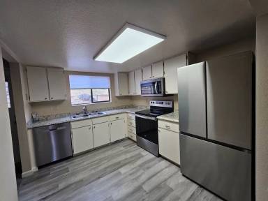 Main picture of 3643 Gypsum Rd