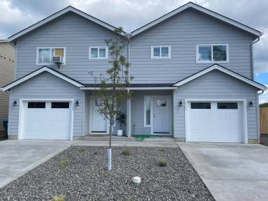 Main picture of 1014 Peach Rd