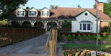 Main picture of 1532 E Swan Cir