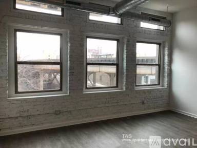 Main picture of W Dakin Ave