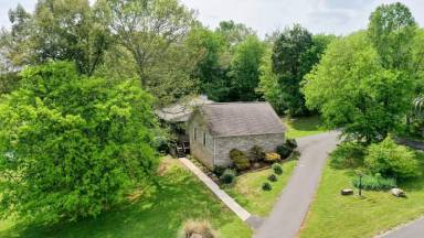 Main picture of 3525 McGhee Rd
