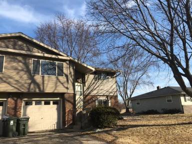 Main picture of 2220 Montana Ave