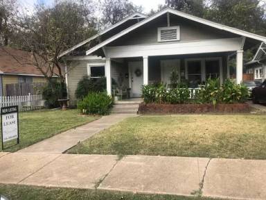 Main picture of 5719 Victor St