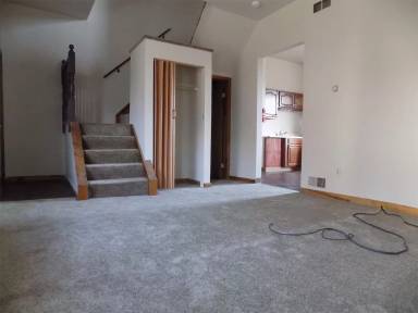 Main picture of 2157 Straubs Ln