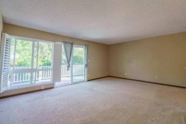 Main picture of 6177 Syracuse Way