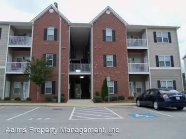 Main picture of 616 Marshtree Ln