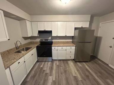 Main picture of 2040 S 16th Ave