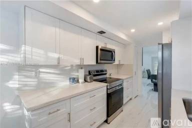 Main picture of 9165 Harding Ave