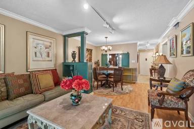 Main picture of 2302 Sunrise Blvd