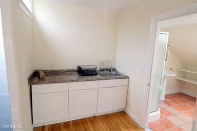 Main picture of 340 Broadway