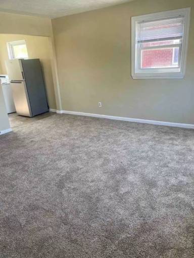 Main picture of 390 Morris Dr