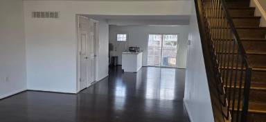 Main picture of 537 Carrollton Dr