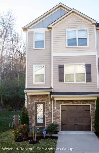 Main picture of 1126 Woodbury Falls Ct