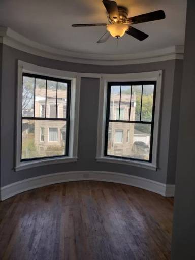 Main picture of 139 W Marquette Rd