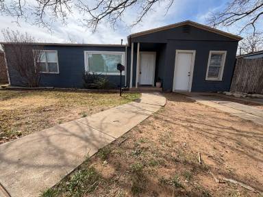 Main picture of 114 Holly St