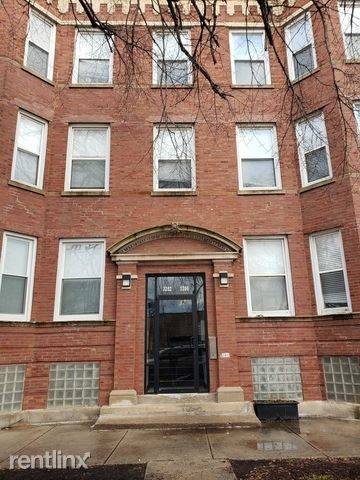 Main picture of 3200 W Fulton Blvd