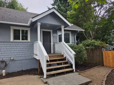 Main picture of 340 N Grove Ct