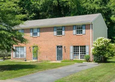 Main picture of Longwood Apartments