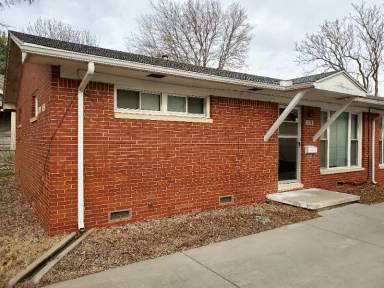 Main picture of 1328 N Coolidge Ave