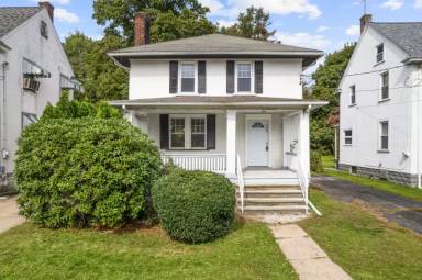 Main picture of 219 Bennett St