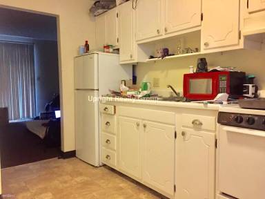 Main picture of 17 Cross St