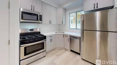 Main picture of 1119 W 29th St