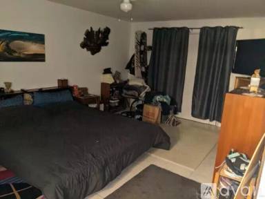 Main picture of 5401 Stratfield Dr