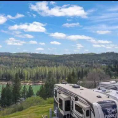 Main picture of Eagle View Village