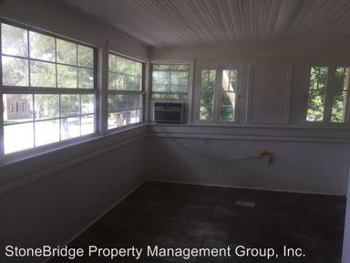 Main picture of 527 E Lemon Ave