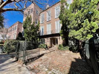 Main picture of 22 Wentworth St