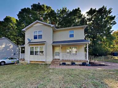Main picture of 1012 Patio Dr