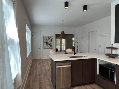 Main picture of 1073 Garson Ave