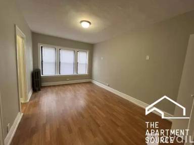 Main picture of 5451 S Cornell Ave