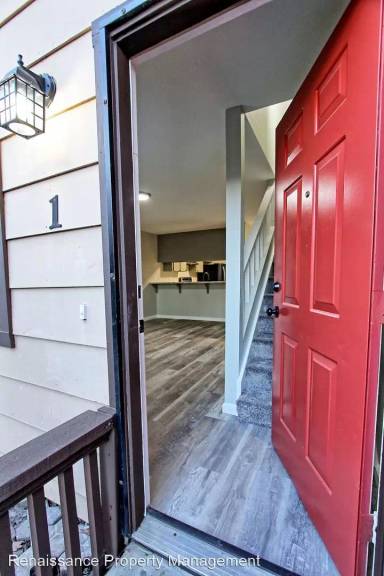 Main picture of 949 F St