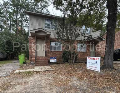 Main picture of 13-14 Ashley Pl Duplex