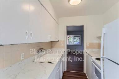 Main picture of 2838 SE 35th Pl