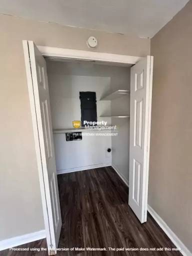 Main picture of 413 W 11th St