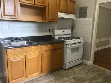 Main picture of 5002 Snyder Ave