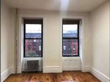 Main picture of 671 9th Ave