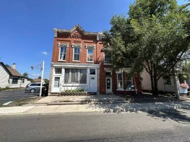 Main picture of 509 E Commercial Ave