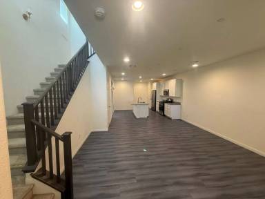 Main picture of 849 E Sunset Rd