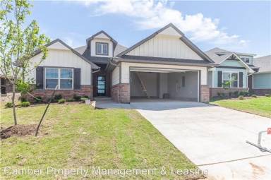 Main picture of 9032 NW 119th St