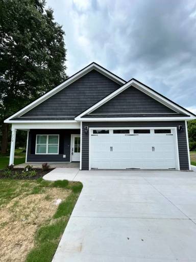 Main picture of 119 Gentry Rd