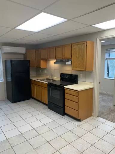 Main picture of 57 W Vine St